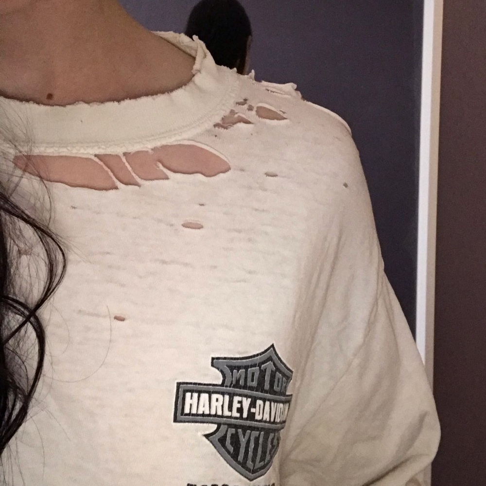 VINTAGE! NATURALLY DISTRESSED HARLEY DAVIDSON TEE